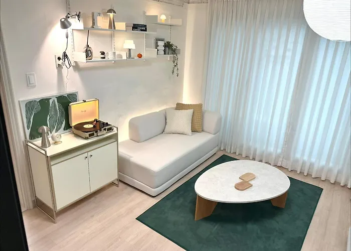 Apartamento Cozy Hapjeong Hongdae, Parking Available, Negotiable