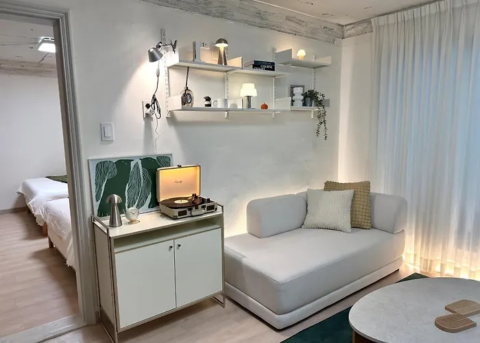 Apartamento Cozy Hapjeong Hongdae, Parking Available, Negotiable