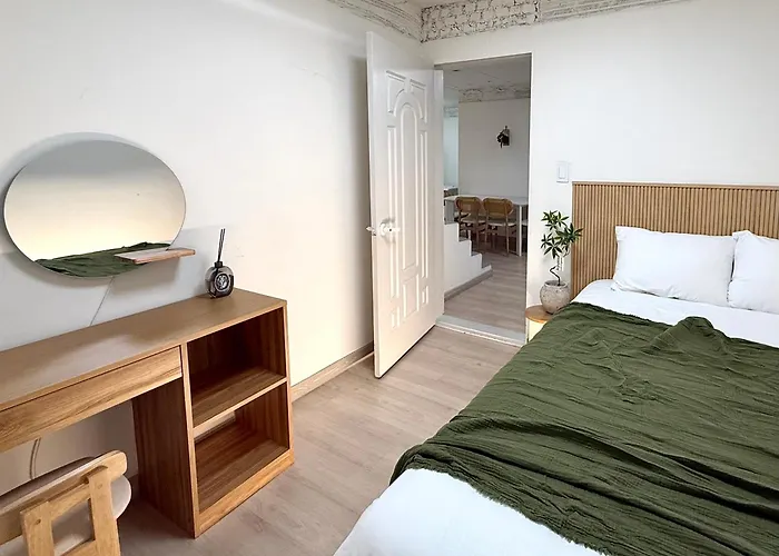 Apartamento Cozy Hapjeong Hongdae, Parking Available, Negotiable *