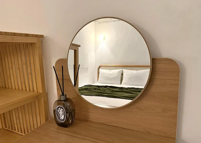 Cozy Hapjeong Hongdae, Parking Available, Negotiable *
