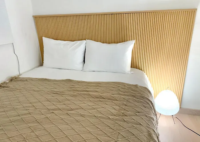 Cozy Hapjeong Hongdae, Parking Available, Negotiable