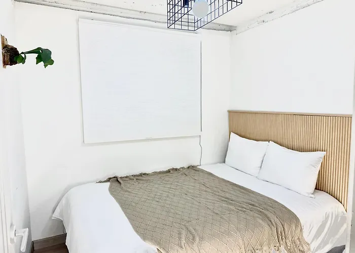 Cozy Hapjeong Hongdae, Parking Available, Negotiable Apartamento *