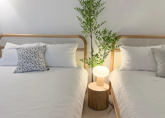 Cozy Hapjeong Hongdae, Parking Available, Negotiable * Seul