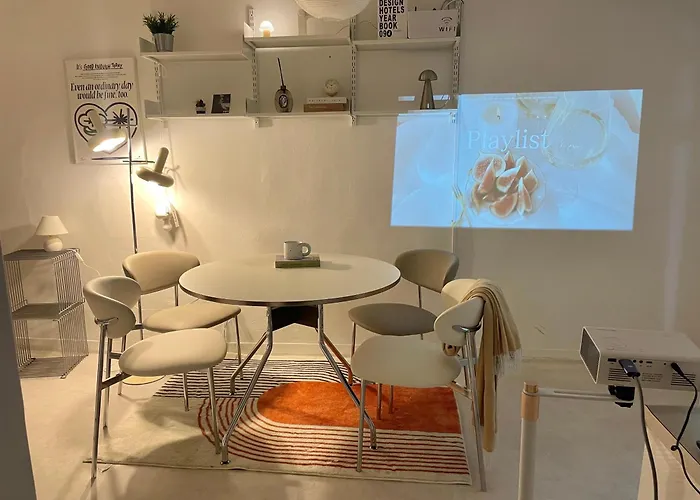 Cozy Hapjeong Hongdae, Parking Available, Negotiable Seul