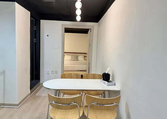 Apartamento Cozy Hapjeong Hongdae, Parking Available, Negotiable Seul