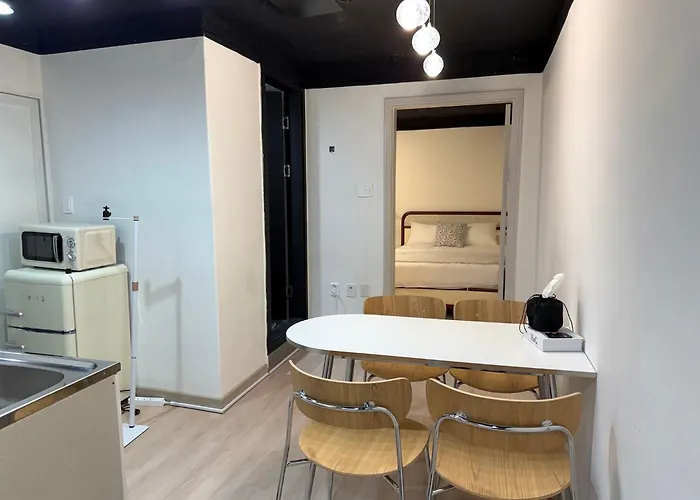 Apartamento Cozy Hapjeong Hongdae, Parking Available, Negotiable Seul