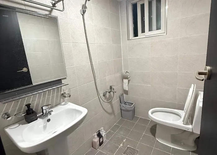Cozy Hapjeong Hongdae, Parking Available, Negotiable Appartement *