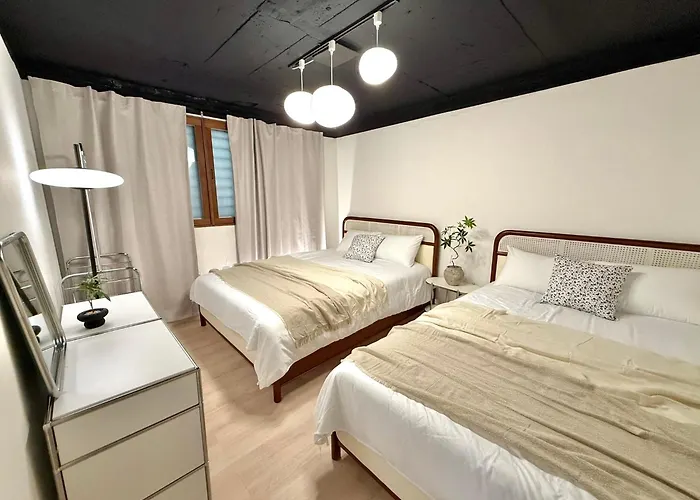 Cozy Hapjeong Hongdae, Parking Available, Negotiable *