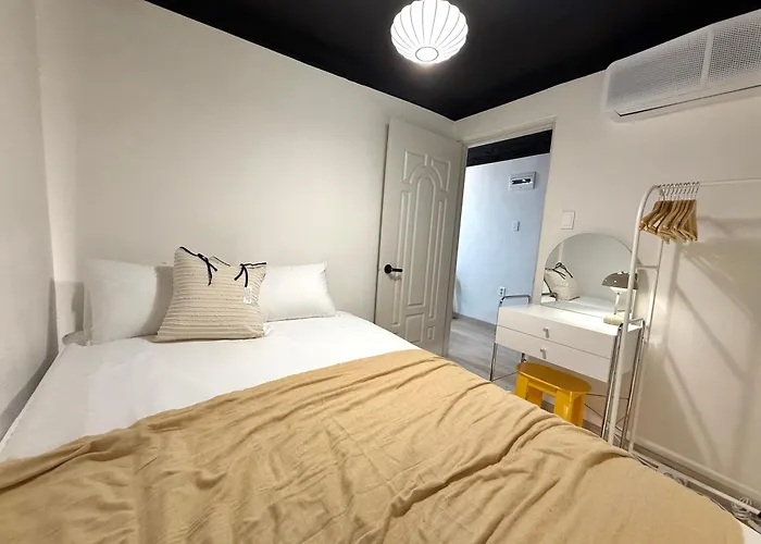 Cozy Hapjeong Hongdae, Parking Available, Negotiable Apartamento *